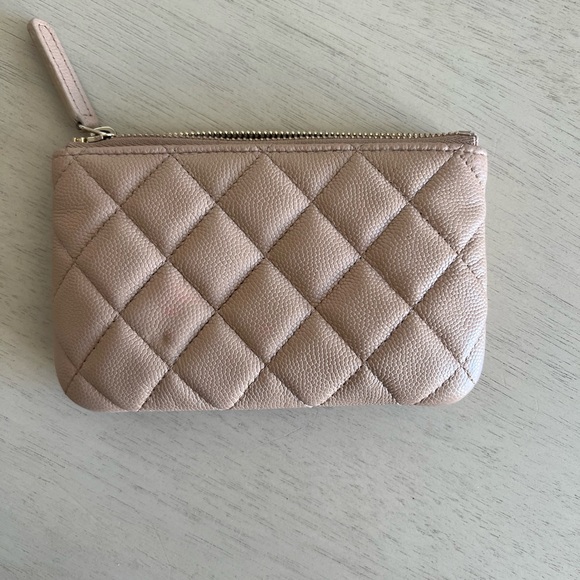 Chanel beige pouch - Picture 2 of 3